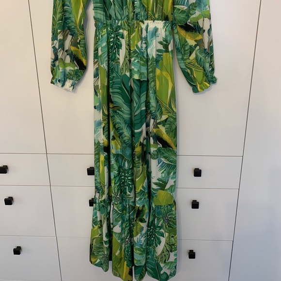 Beautiful summer dress - Picture 2 of 4